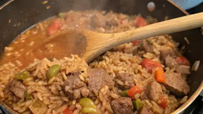 15-Minute Beef and Rice Skillet - image 2