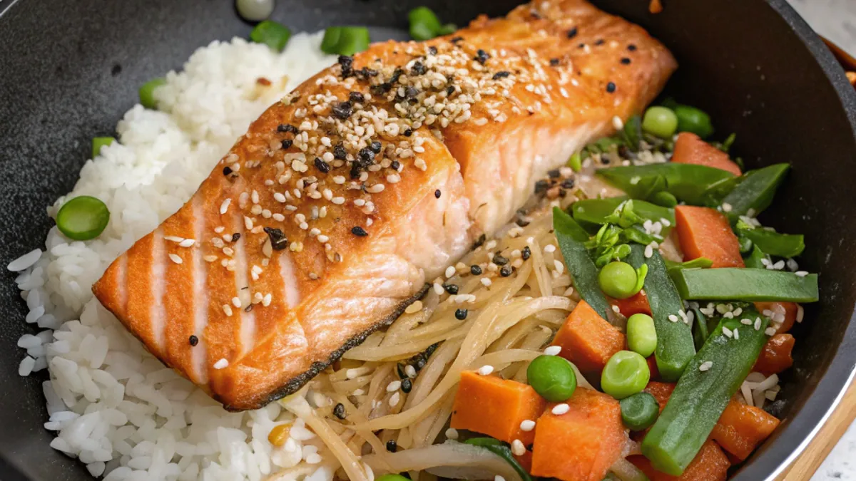 15-Minute Teriyaki Salmon Bowl - image 1